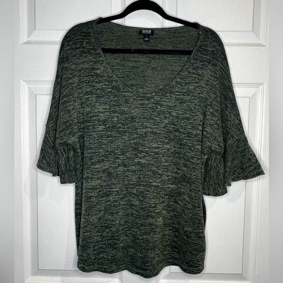 a.n.a Tops - A. N. A. Women’s 3/4 bell sleeve top - Green - Size Large